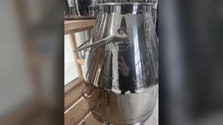 Παρουσιάστε τον κάδο αρμέγματος OEM από ανοξείδωτο χάλυβα για εσάς