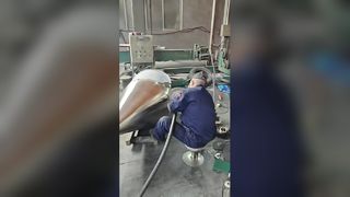 Στη Bovinx, κάθε εξάρτημα από ανοξείδωτο χάλυβα λέει μια ιστορία δεξιοτεχνίας
