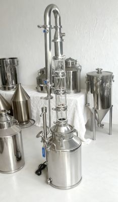 Καλή τιμή. 50L 100L 200L Small Whisky/rum/spirits/ethanol Alcohol Processing Machine Home Electric Heating Distiller σε απευθείας σύνδεση